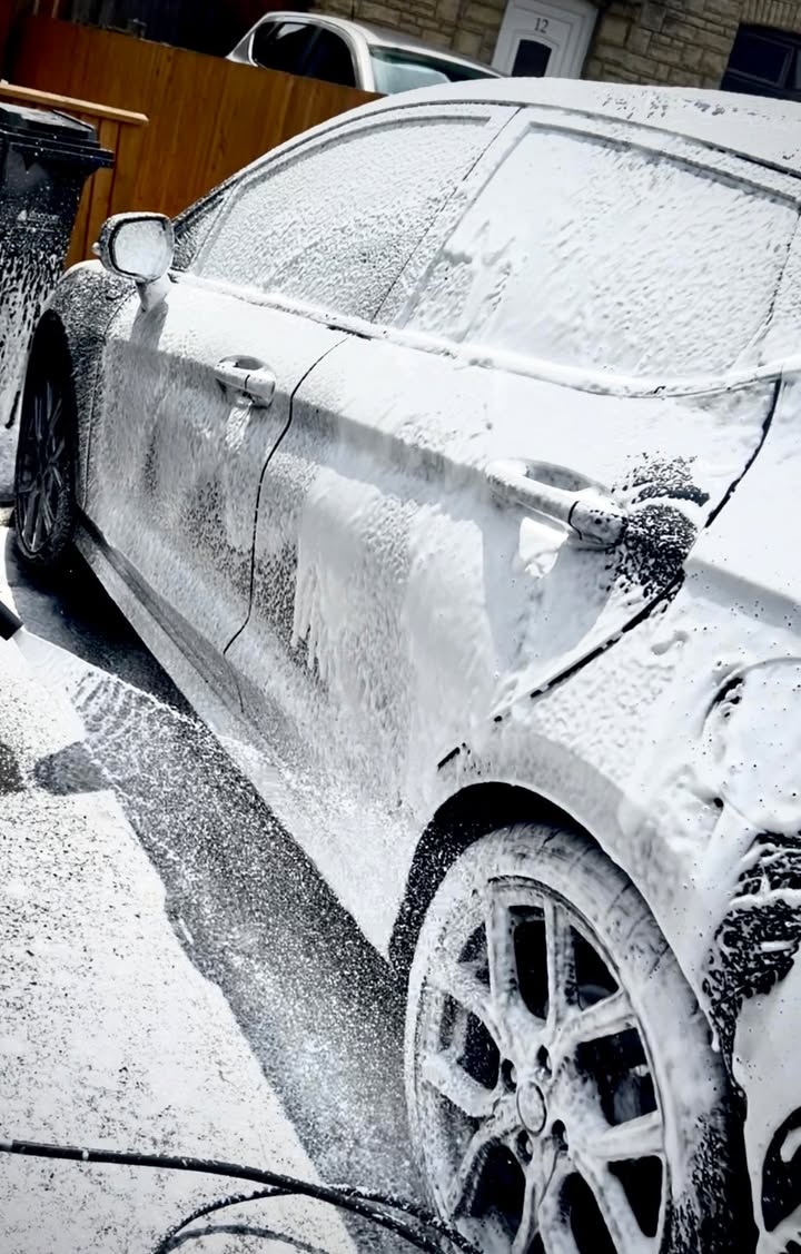 Glacier-Snow Foam